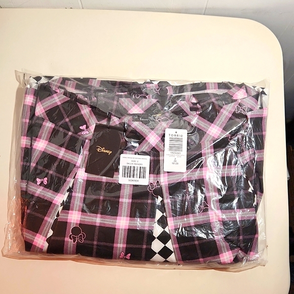 ❤️NWT VINTAGE TORRID MINNIE MOUSE PLAID MINI SKIRTALL SKIRT DISNEY - PLUS SIZE - Picture 4 of 12